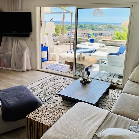 Style Ibiza 3 Chambres, Vue Jacuzzi Villa